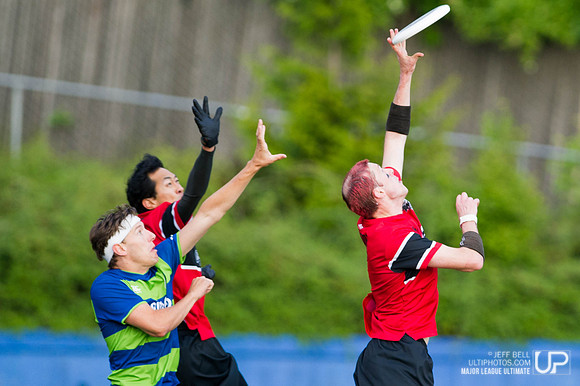 Nighthawks_Rainmakers_20150523_193517_JBP00996