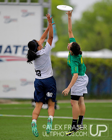 Women's Semifinal I - 2015 USAU College Championships