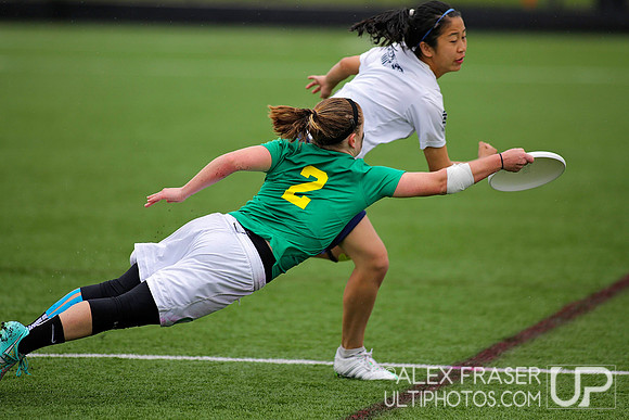 Women's Semifinal I - 2015 USAU College Championships