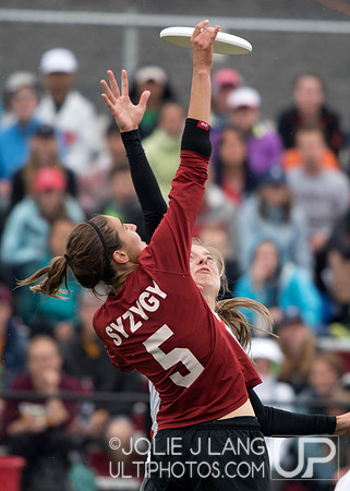 Stanford Superfly vs Carleton Syzygy Women's Semi - USAU DI Coll