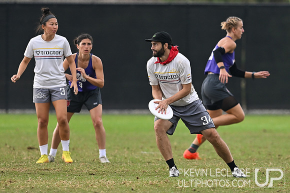 AMP v Love Tractor Mixed Preqtrs - USA Ultimate Club Champs 2022