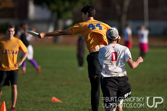 Open Division, Sunday Action -- 2012 USAU NE Regionals