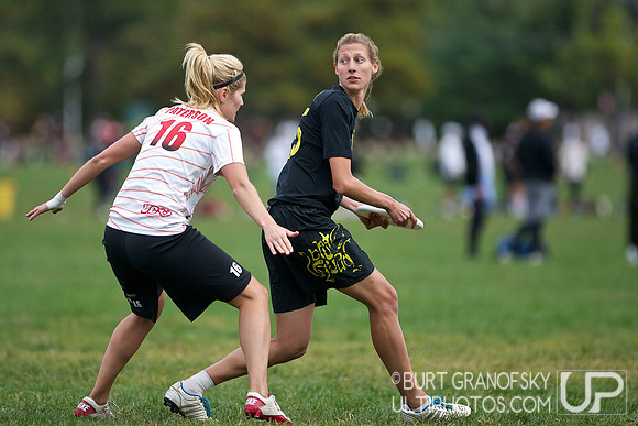 Sunday Games to Go to Nationals, Women's Division, USAU 2012 Northeast Regionals