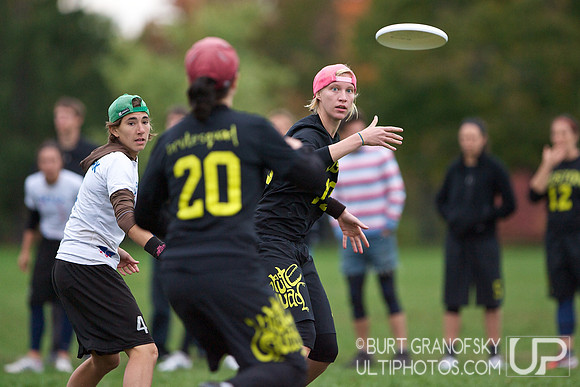Sunday Games to Go to Nationals, Women's Division, USAU 2012 Northeast Regionals