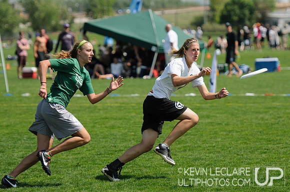 2012 USAU D-I College Championships Friday Action