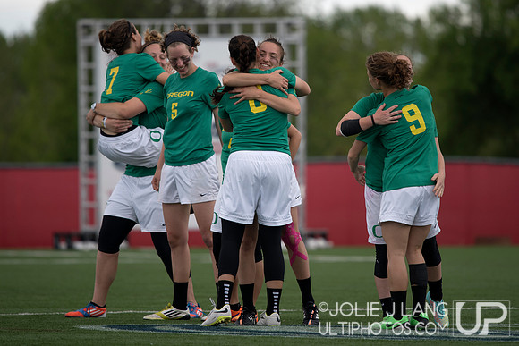 Oregon Fugue vs Stanford Superfly Women's Final - USAU DI Colleg