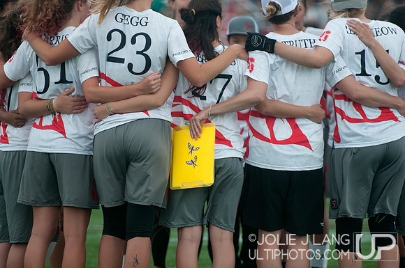 Oregon Fugue vs Stanford Superfly Women's Final - USAU DI Colleg
