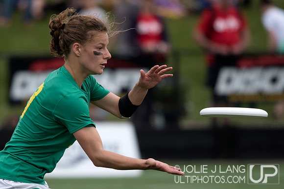 Oregon Fugue vs Stanford Superfly Women's Final - USAU DI Colleg
