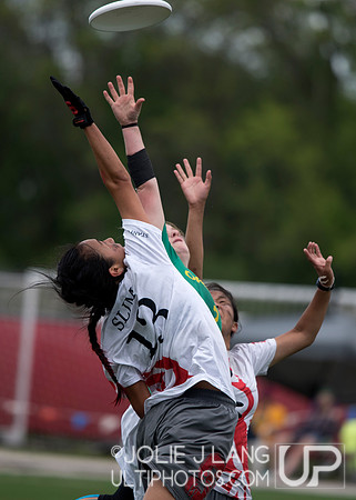 Oregon Fugue vs Stanford Superfly Women's Final - USAU DI Colleg
