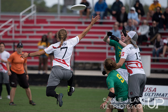 Oregon Fugue vs Stanford Superfly Women's Final - USAU DI Colleg