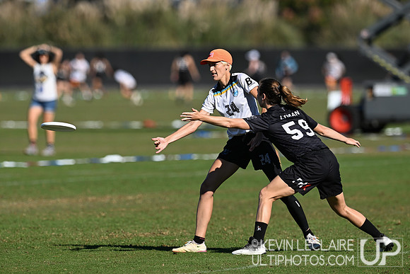 Schwa vs. Phoenix - Thursday Pool R1 - USA Ultimate Club Champs
