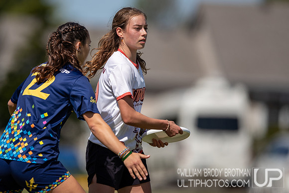 Day 2 of the USA Ultimate D-I College Championships