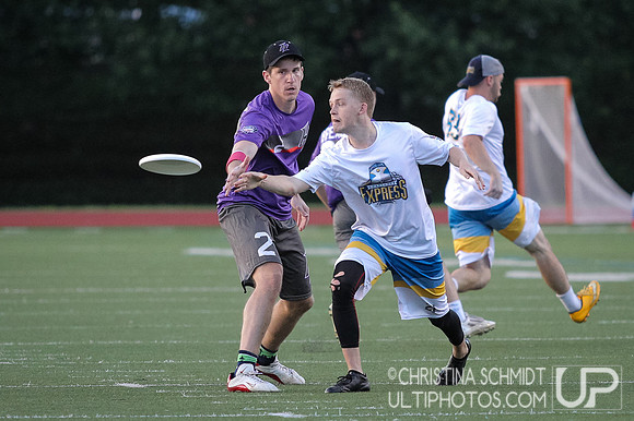 Atlanta Hustle versus Charlotte Express