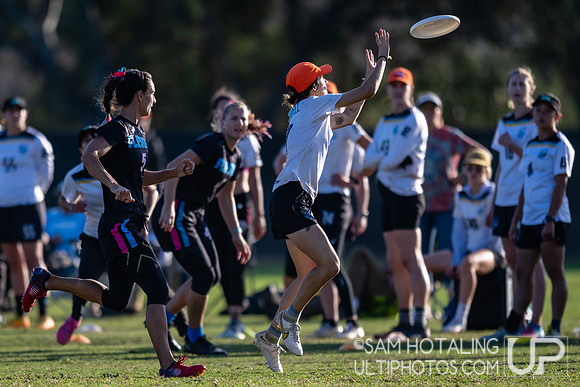 Flipside vs Schwa in 5th-place finals at USA Ultimate National Championships