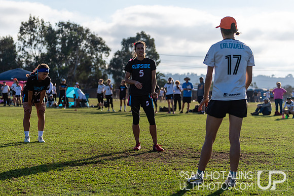 Flipside vs Schwa in 5th-place finals at USA Ultimate National Championships