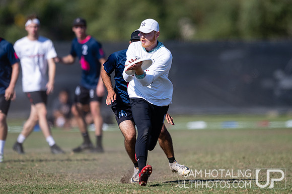 Johnny Bravo vs Chicago Machine in quarterfinals at USA Ultimate National Championships