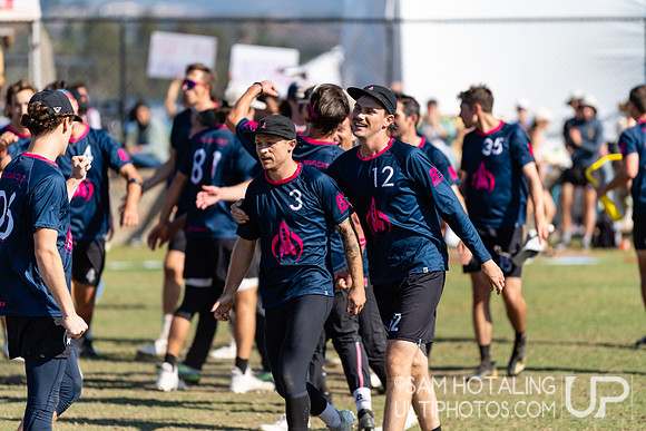Johnny Bravo vs Chicago Machine in quarterfinals at USA Ultimate National Championships