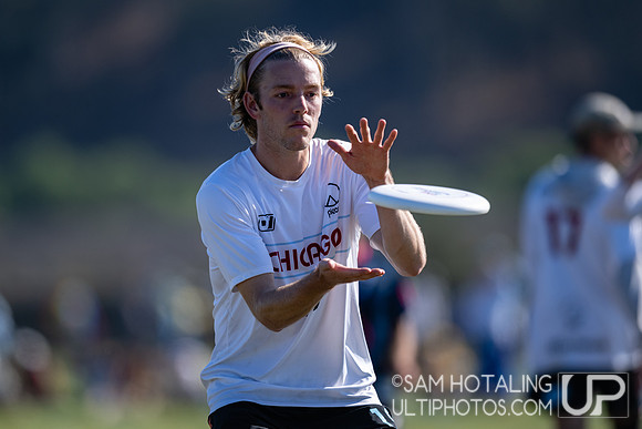Johnny Bravo vs Chicago Machine in quarterfinals at USA Ultimate National Championships