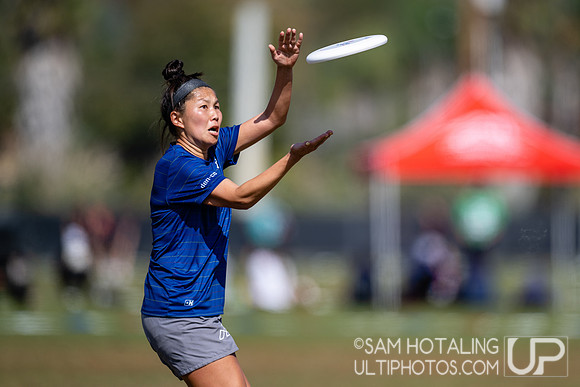 Love Tractor vs Seattle Mixtape in quarterfinals at USA Ultimate National Championships