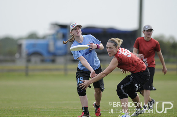 USA Ultimate Club Championships 2012: Thursday Pool Play