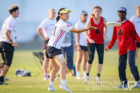 Phoenix vs Seattle Riot at USAU Club Championships, Surf Cup Sports Park