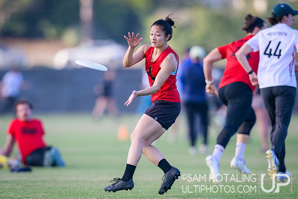 Phoenix vs Seattle Riot at USAU Club Championships, Surf Cup Sports Park