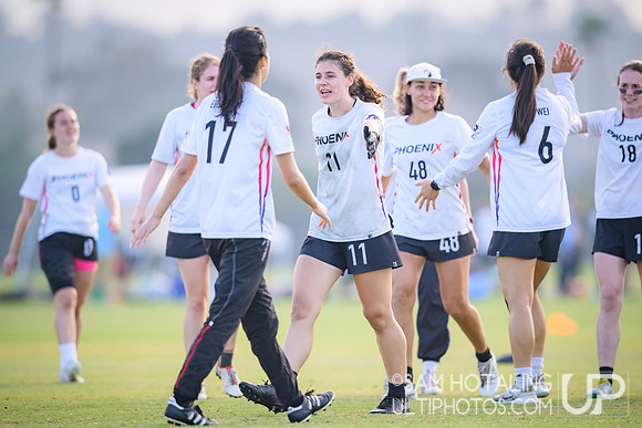 Phoenix vs Seattle Riot at USAU Club Championships, Surf Cup Sports Park