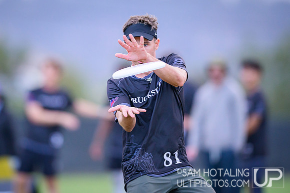Johnny Bravo vs Truck Stop at USAU Club Championships, Surf Cup Sports Park