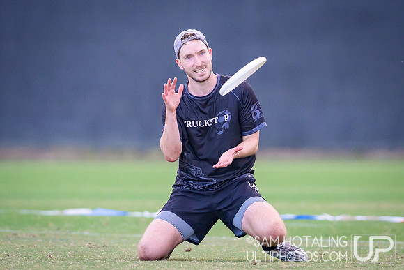 Johnny Bravo vs Truck Stop at USAU Club Championships, Surf Cup Sports Park