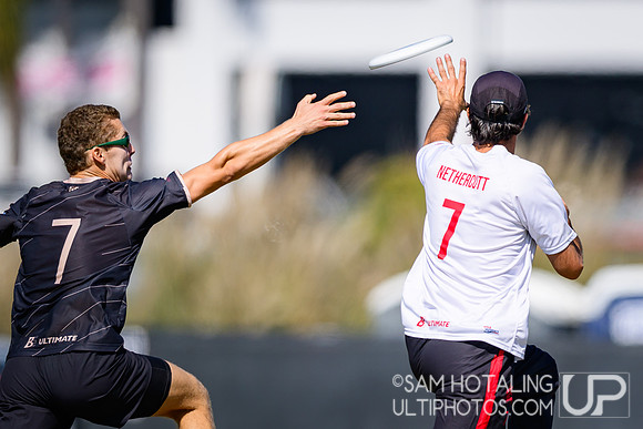 DiG vs Johnny Bravo at USAU Club Championships, Surf Cup Sports Park
