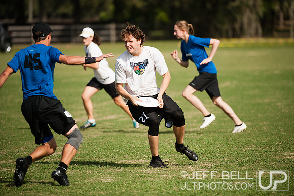 usau_friday_rd1_0350_jb-128