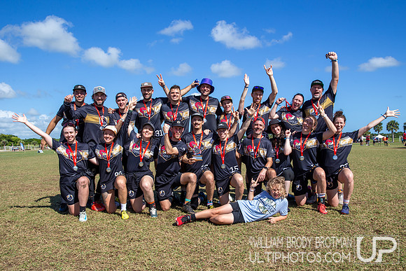 Qold team photo