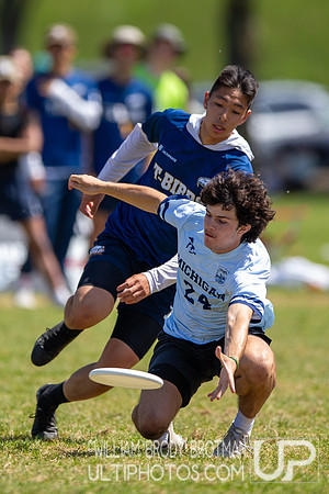 Day 2 of the USA Ultimate D-I College Championships