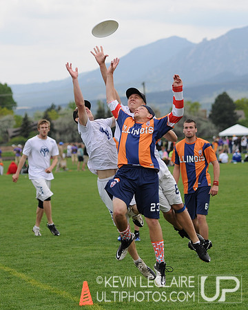 Saturday 2:30pm round -- 2011 USAU College Championships