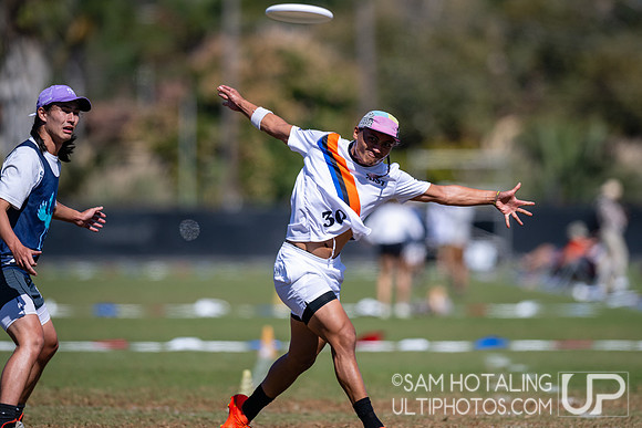 Dirty Bird vs XIST in pool play at USA Ultimate National Championships