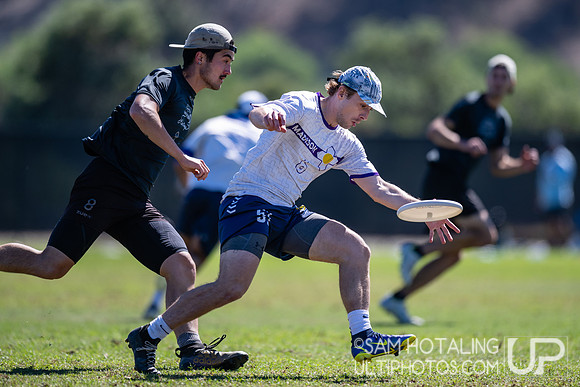 Seattle Mixtape vs NOISE in pool play at USA Ultimate National Championships