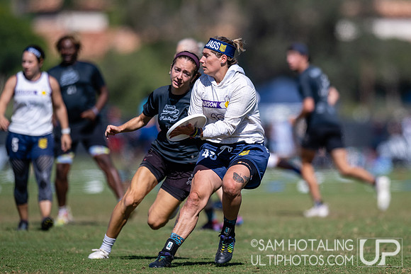 Seattle Mixtape vs NOISE in pool play at USA Ultimate National Championships