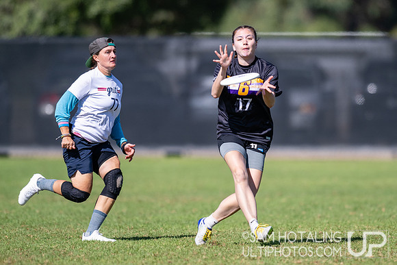 6ixers vs Grit in pool play at USA Ultimate National Championships