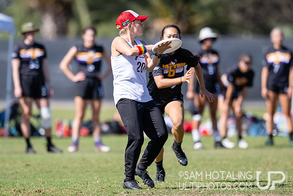 6ixers vs Grit in pool play at USA Ultimate National Championships