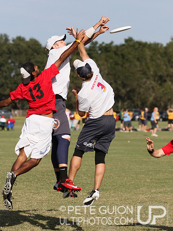 Drag'n Thrust vs Cosa Nostra, Mixed division playoffs, 2012 Club Nationals