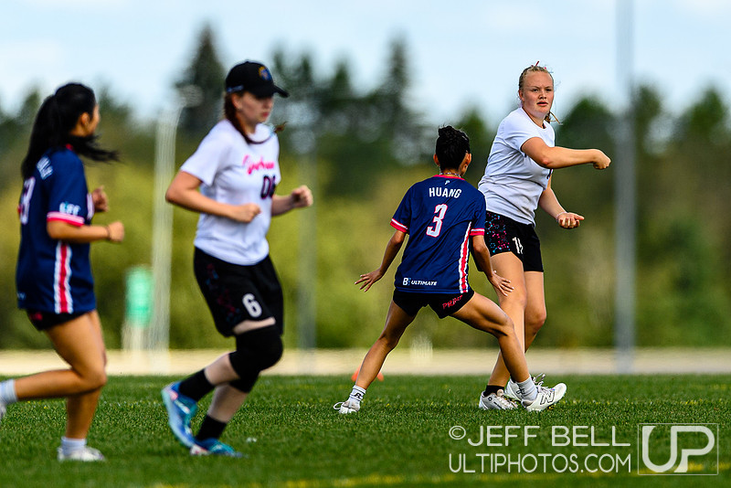 UltiPhotos | Mon - Pool Play
