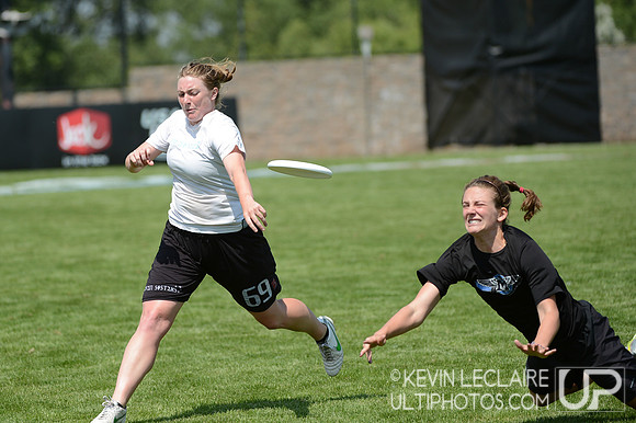 2012 USAU D-I College Championships Friday Action