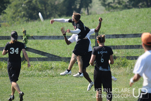 Sunday Elite Mixed Playoffs action -- Chesapeake Open 2010