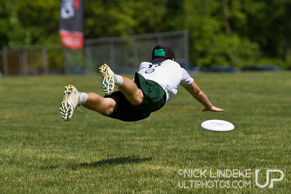 2014 USAU D-I College Champs Saturday Action