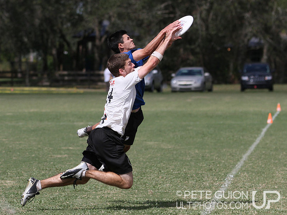 Mischief vs Overhaul. Cross-over play, Friday, 2012 Club Nationals