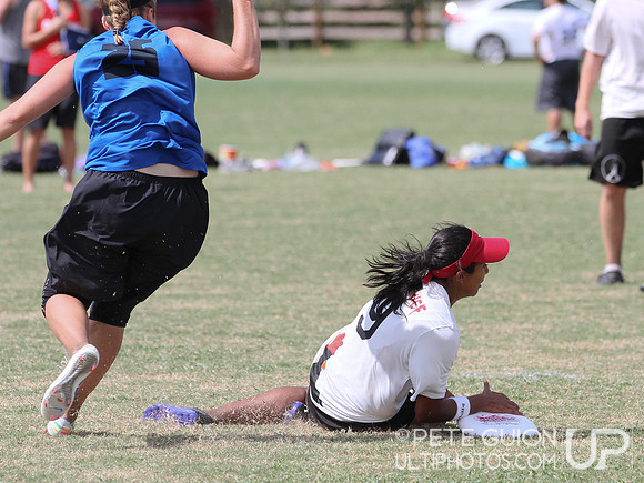 Mischief vs Overhaul. Cross-over play, Friday, 2012 Club Nationals