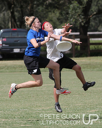 Mischief vs Overhaul. Cross-over play, Friday, 2012 Club Nationals