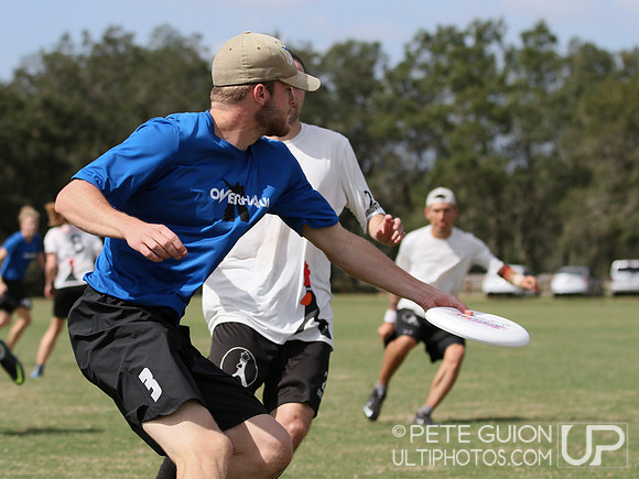Mischief vs Overhaul. Cross-over play, Friday, 2012 Club Nationals