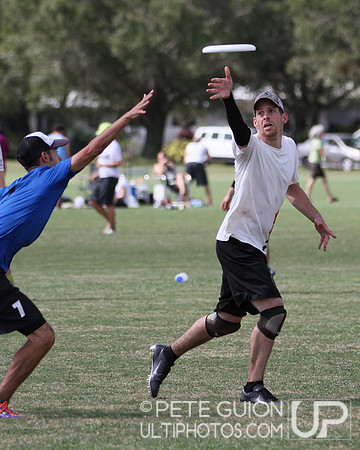Mischief vs Overhaul. Cross-over play, Friday, 2012 Club Nationals