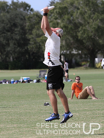 Mischief vs Overhaul. Cross-over play, Friday, 2012 Club Nationals